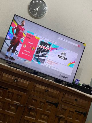 Xbox One 500GB con 2 mandos entrego en persona