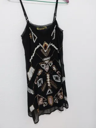 Vestido negro lentejuelas fiesta