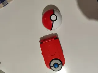 Consola Pokémon 2004 Nintendo Roja