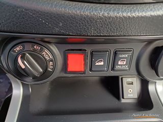 NISSAN NP300 NAVARA 2.3 LE 4X4 FULLBOX APLHA SC-Z