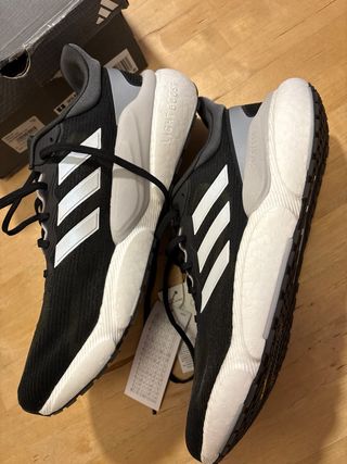 Adidas Solarboost 5 Talla 46 2/3 Negro/Gris