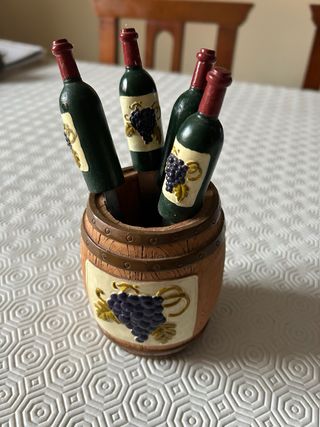 Barrelletto con 4 coltelli per formaggio o salsicce