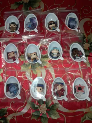 Lote Funko Kinder Sorpresa Stranger Things