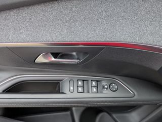 Peugeot 3008 Allure BlueHdi 130Cv Nacional Garantí