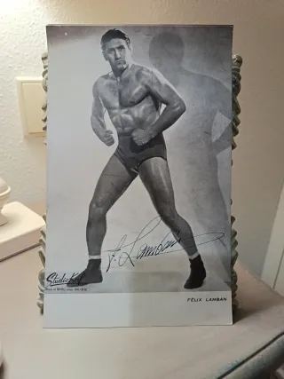 Foto antigua luchador Félix Lamban