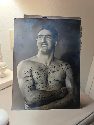 Foto antigua luchador Félix Lamban