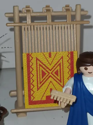 Lote 26. Playmobil Hilandera y Telar