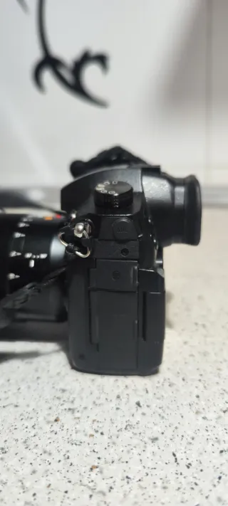 Cámara Panasonic Lumix GH5 v-log instalado