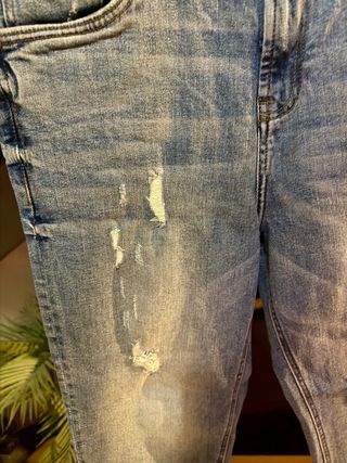 Vaqueros Springfield Talla L Rotos