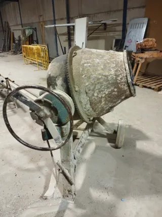 Hormigonera de obra motor gasolina