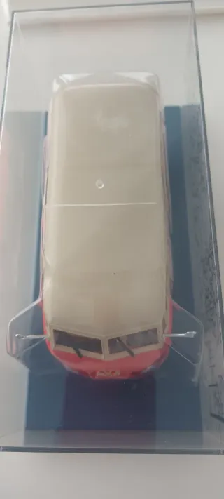 Coche Tintín 1/24 La Camioneta Sanzoz