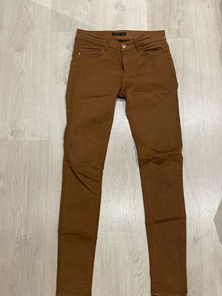 Pantalón Stradivarius Marrón Talla 36