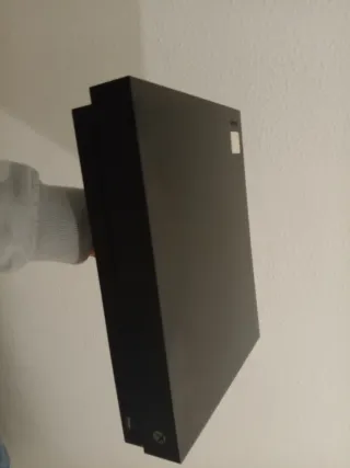 Xbox One X Negra + Cable