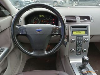 VOLVO S40 2.0F MOMENTUM 145 CV