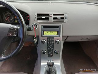 VOLVO S40 2.0F MOMENTUM 145 CV