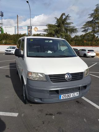 Volkswagen Transporter T5 2004