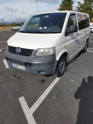 Volkswagen Transporter T5 2004