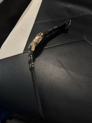 Reloj CHOWE Negro y Dorado