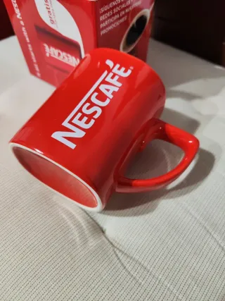Taza Nescafé Roja Original