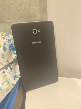 Tablet Samsung Negra (No enciende)