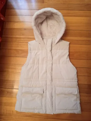 Chaleco Mango Beige Talla 13 a 14 años