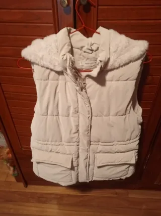 Chaleco Mango Beige Talla 13 a 14 años
