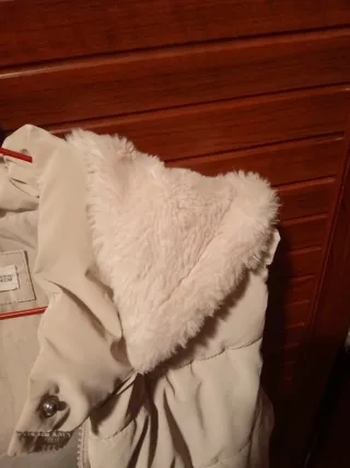 Chaleco Mango Beige Talla 13 a 14 años