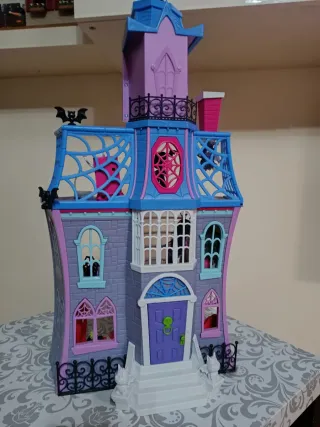 Casa Vampirina