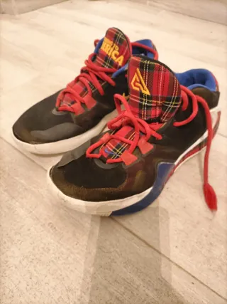 Zapatillas Nike Baloncesto Talla 42