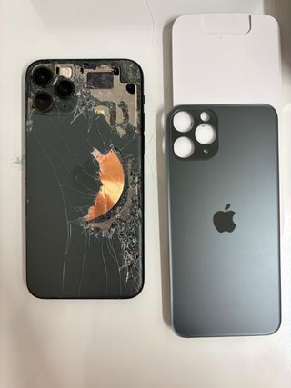 iPhone 11 Pro verde notte per ricambi