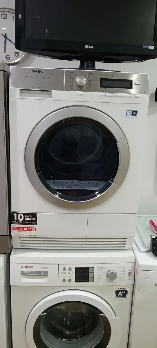 Secadora AEG 8kg A+++ Condensación SEMI NUEVA