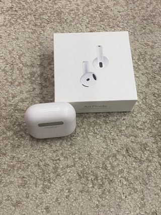 iPhone 13 + AirPods 4ª Gen ANC