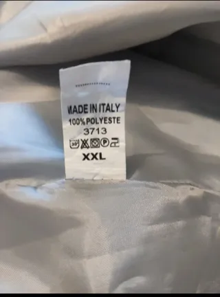 Abrigo gris talla XXL con capucha