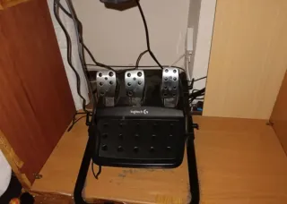 Volante Logitech G29 + Asiento GT Lite