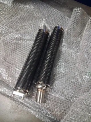 Silencioso de carbono