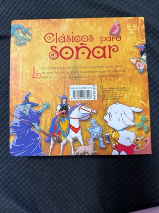 Cuentos con animales (Clásicos para soñar) (Spa...