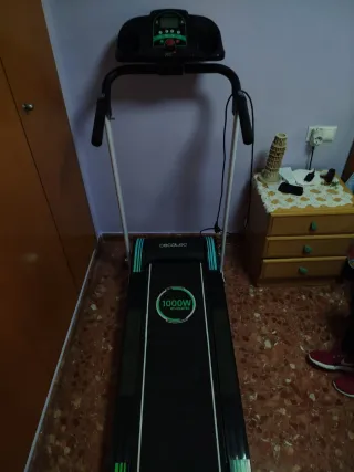 Cinta de correr Cecotec 1000W