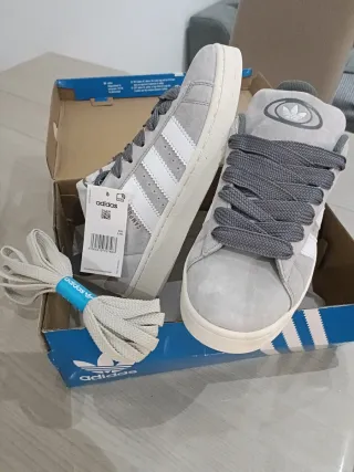 Adidos Hacoo Camp Zapatillas Grises Blancas