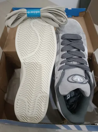 Adidos Hacoo Camp Zapatillas Grises Blancas