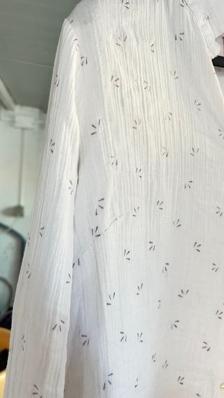 Blusa Oxbow blanca y dorada