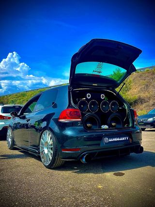 Equipo Car Audio Amplificador y Subwoofer