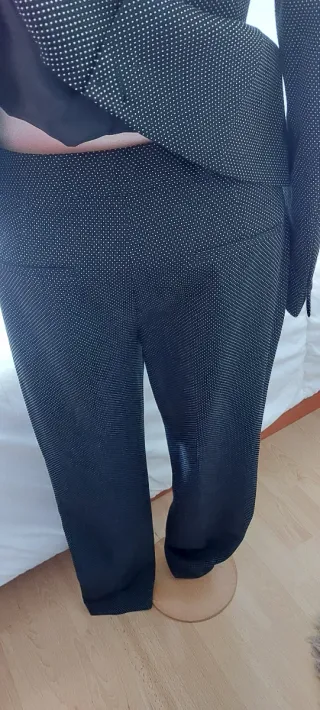 Traje Zara Mujer Negro Topos Blancos