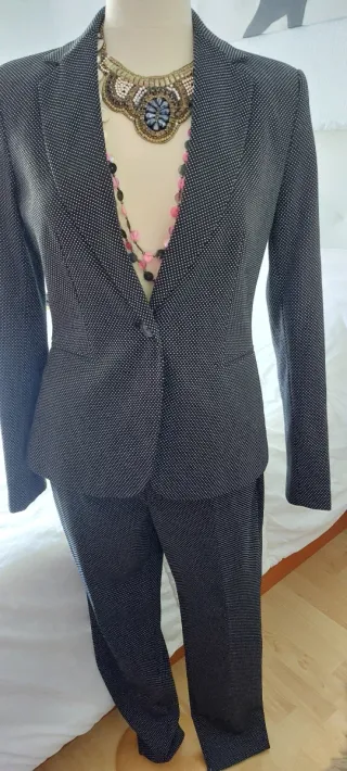 Traje Zara Mujer Negro Topos Blancos