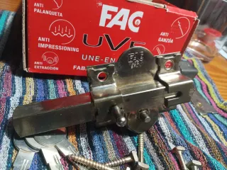 Cerrojo FAC Antibumping