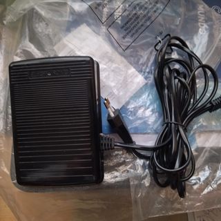 Pedal para máquina de coser