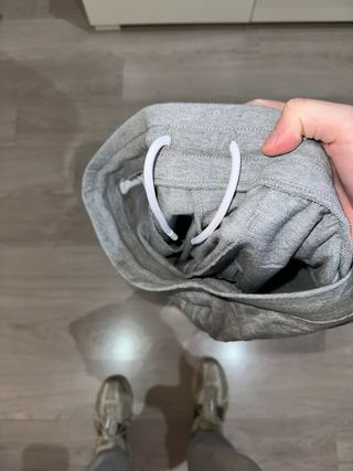 Conjunto Armani Sudadera y Pantalón Blanco/Gris