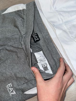 Conjunto Armani Sudadera y Pantalón Blanco/Gris