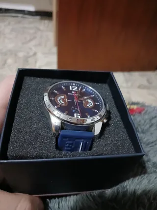 Reloj Tommy Hilfiger Azul y Plateado