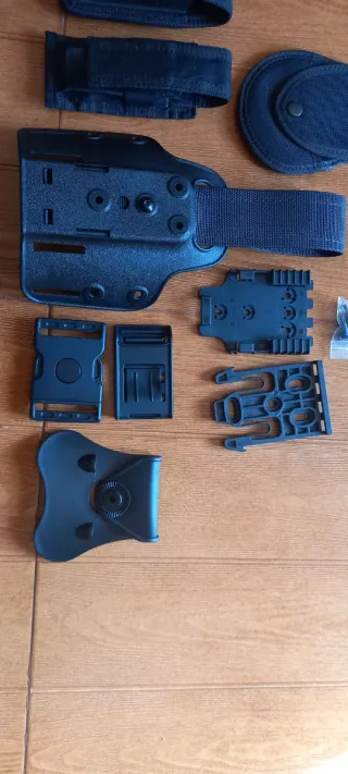 Pernera Táctica Safariland Negra