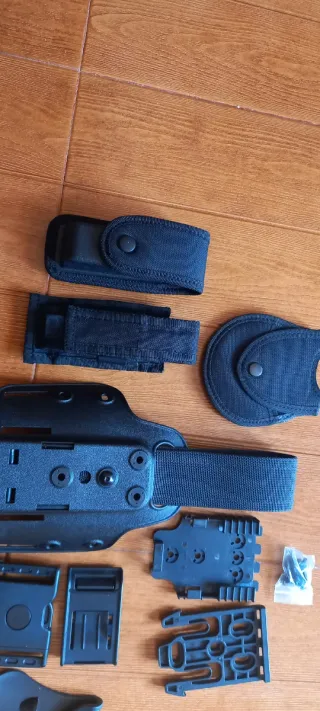 Pernera Táctica Safariland Negra